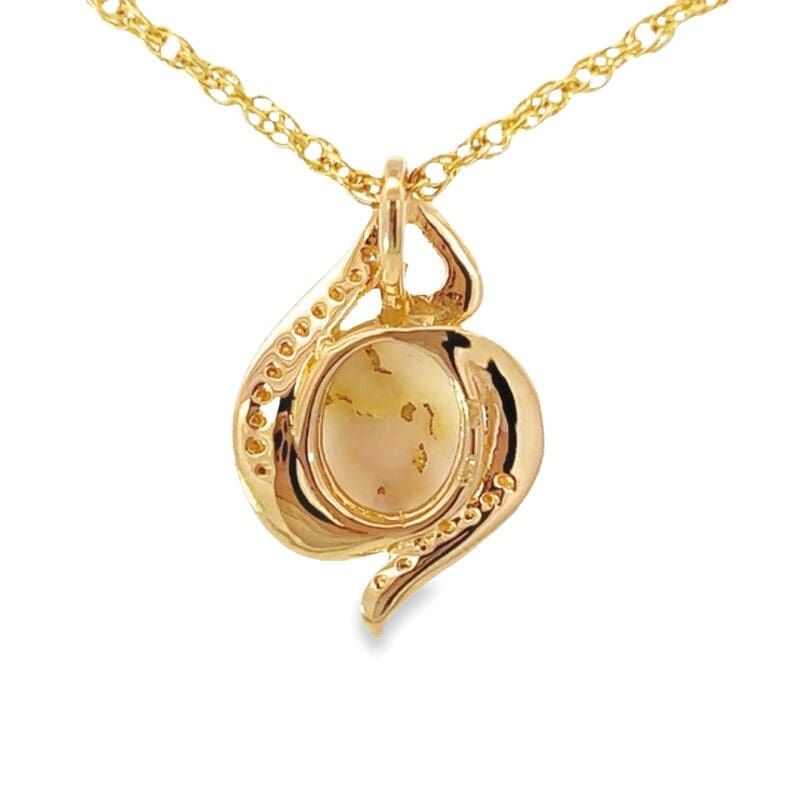 Gold quartz pendant, Alaska Mint