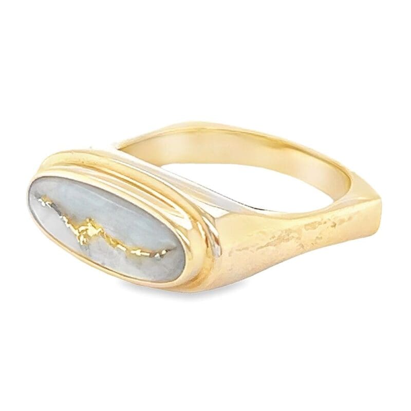 Ladies Oval Ring Gold Quartz, Alaska Mint