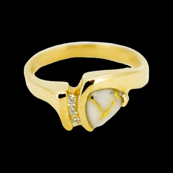 Gold quartz & diamond ring