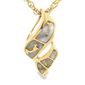 This gold quartz necklace is a stunning piece to add to your collection