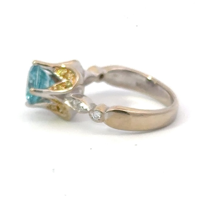 Blue Zircon 18k Ring with Diamonds 075605 - Image 4