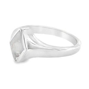 White Gold Ring Gold Quartz Diamond Shape Design, Alaska Mint