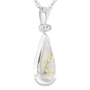 Teardrop White Gold Gold Quartz Pendant, Alaska Mint