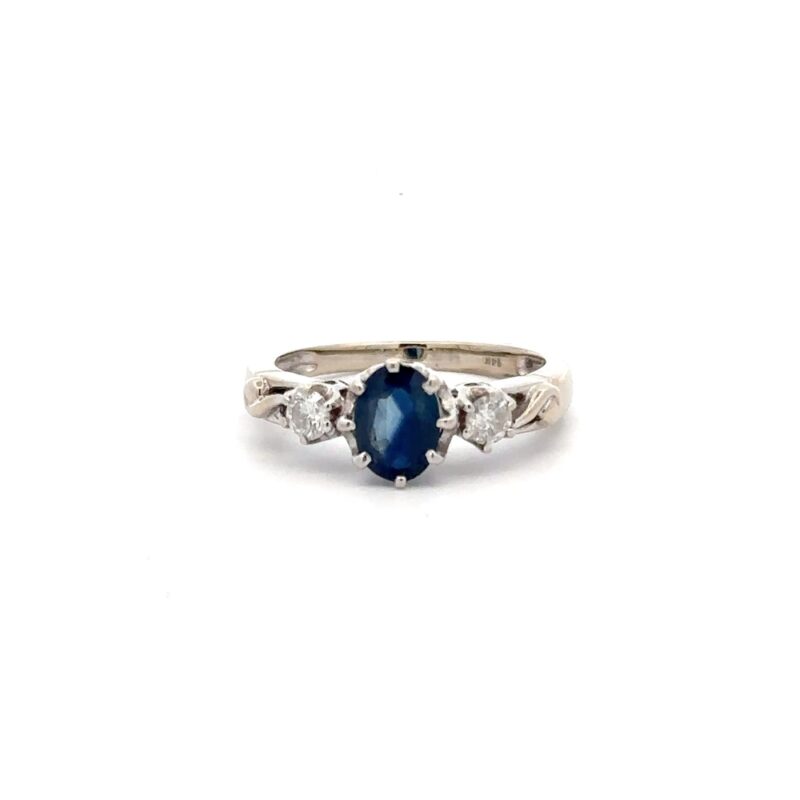 Estate Ladies Blue Sapphire & Diamond Ring