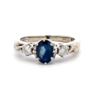Estate Ladies Blue Sapphire & Diamond Ring
