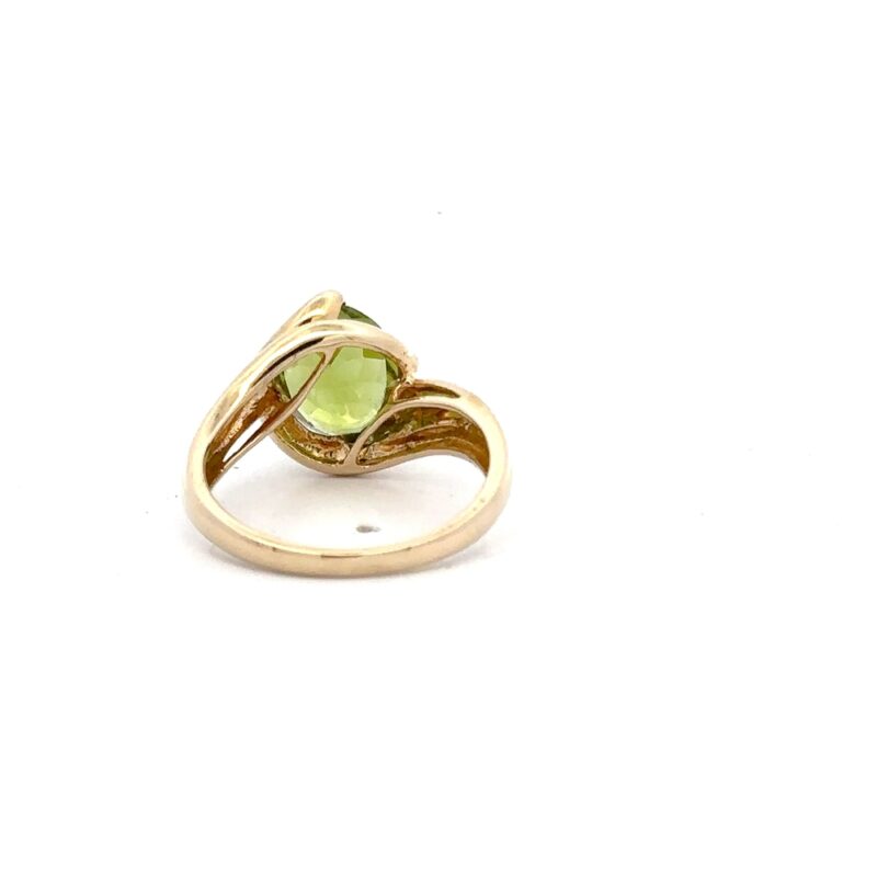 Estate Ladies Peridot Ring - Image 4