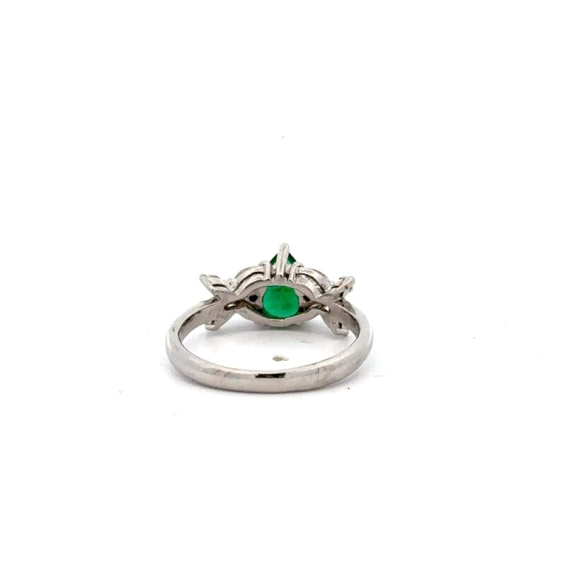 Estate Lady's Emerald & Diamond Ring in Platinum - Image 4