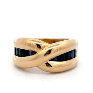 Estate Ladies Blue Sapphire Ring