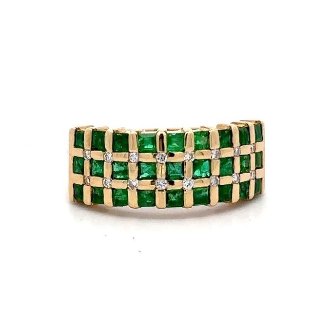 Estate 18k Lady's Emerald & Diamond Ring Retail Value $4200.00