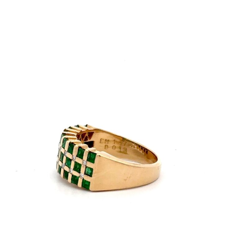 Estate Lady's Emerald & Diamond Ring - Image 2