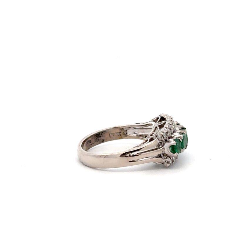 Estate Ladies Emerald Ring - Image 3