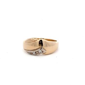 Estate Ladies Diamond Ring