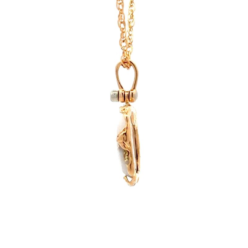 Round Gold Quartz Free Form Pendant - Image 3