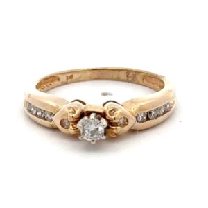 Estate Diamond Ladies Ring