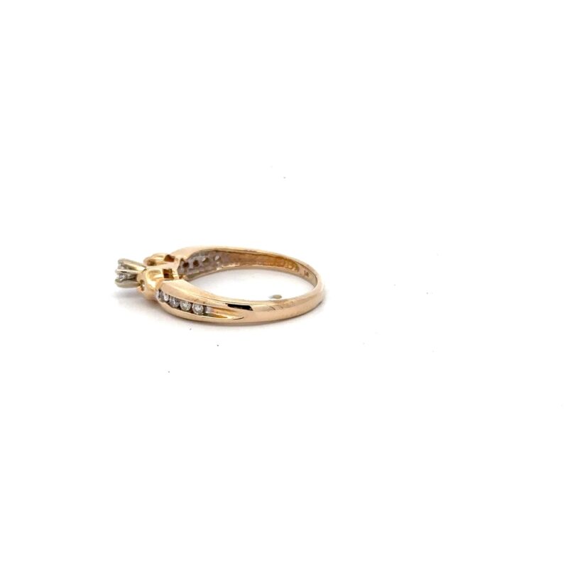 Estate Diamond Ladies Ring - Image 3