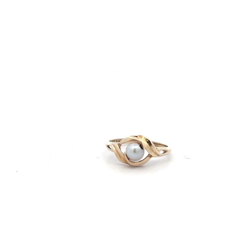 Estate Pearl Ring