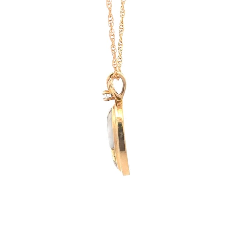 Oval Gold Quartz Pendant - Image 3