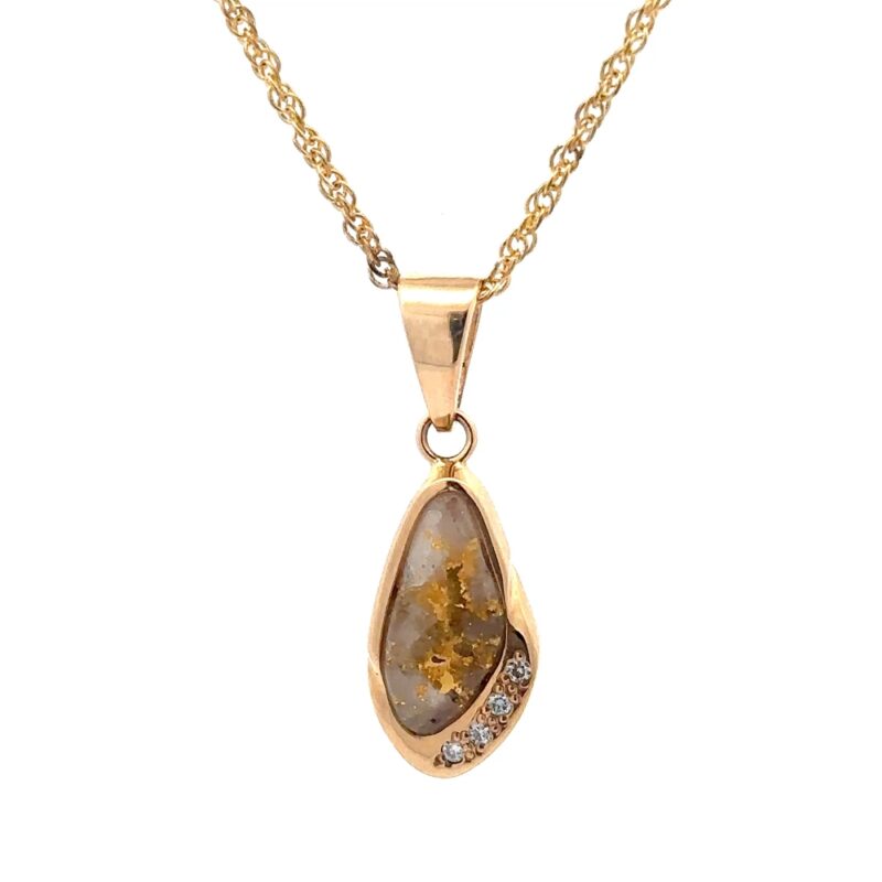 Gold Quartz & Diamonds Pendant