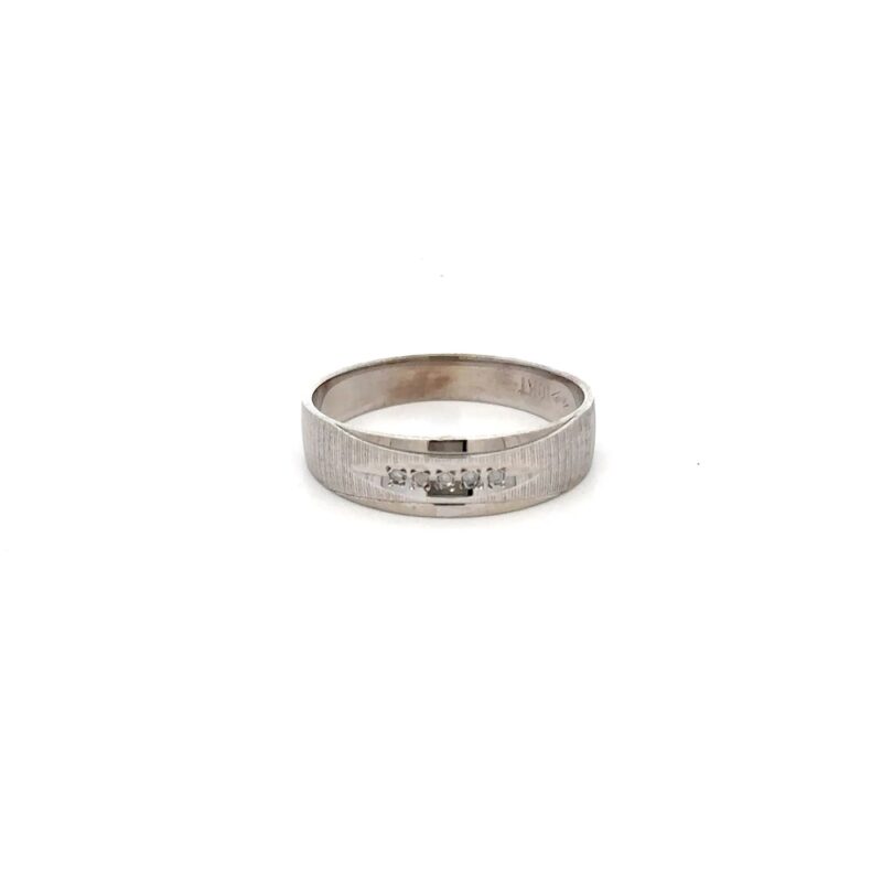 Estate White Gold & Diamond Ring
