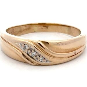 Estate Gold & Diamond Ring