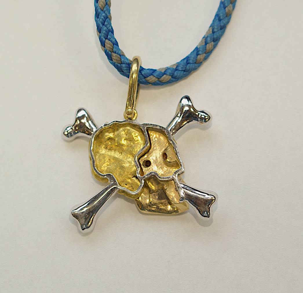 Large 18k & Nugget "Golden Skull" Pendant - Image 5