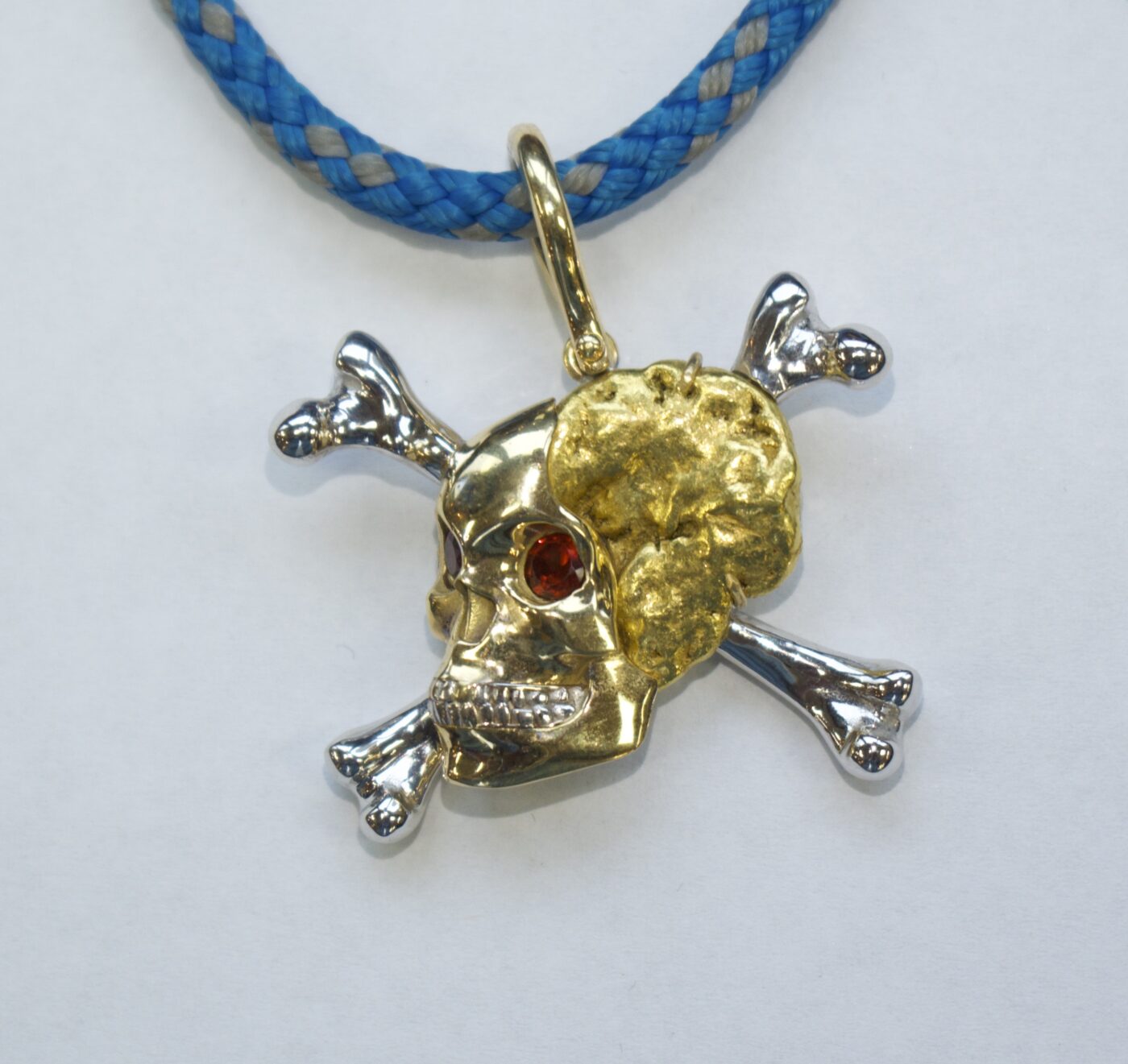 Large 18k & Nugget "Golden Skull" Pendant - Image 2
