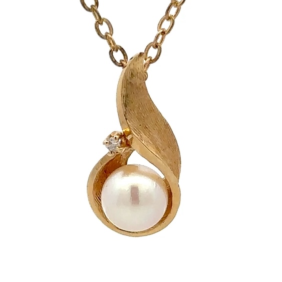 Estate Pearl & Diamond Pendant 071433