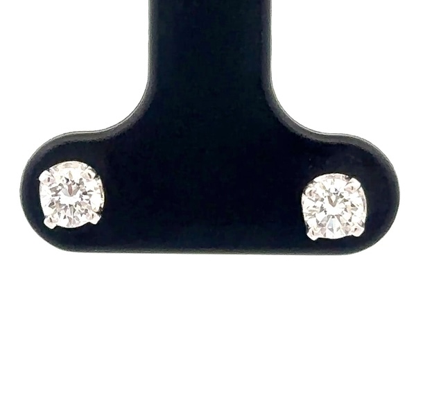 .44Ct White Gold Diamond Earrings 078066