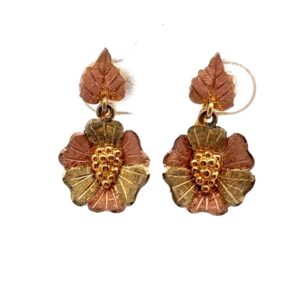 Estate Black Hills Gold Screw On Earrings