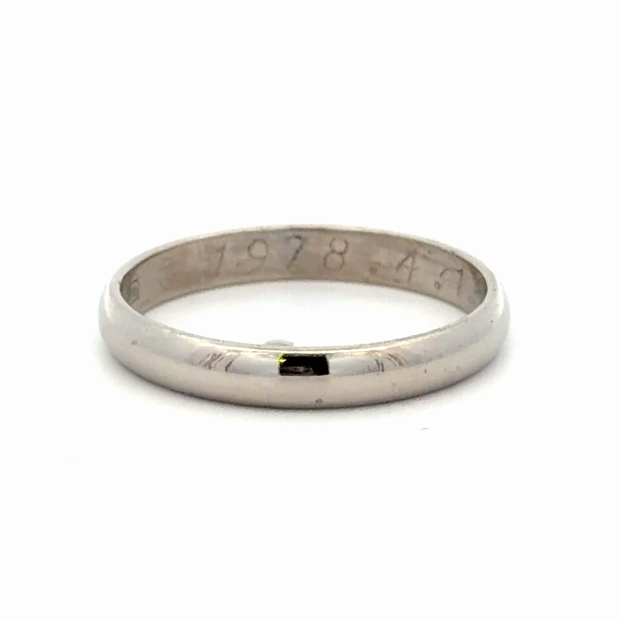 Lady's Estate Platinum Band 072042 - Image 4