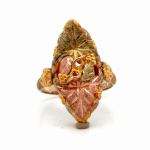 Lady's Black Hills Gold Estate Ring 090693