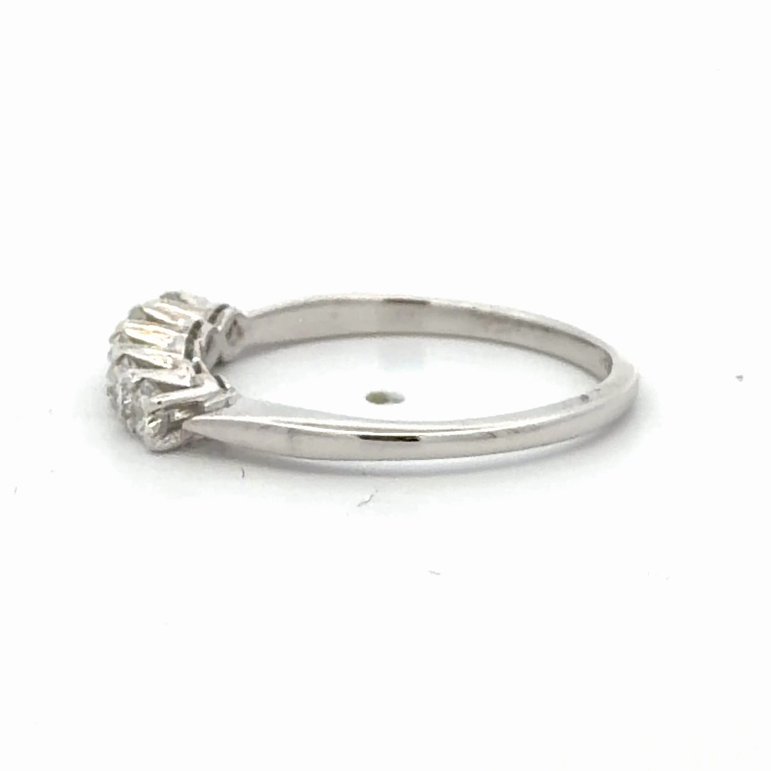 Lady's Diamond Estate Ring 078182 - Image 2