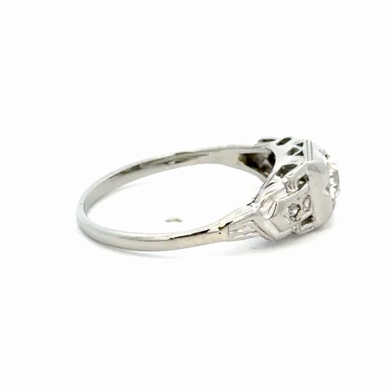Lady's Vintage Diamond Estate Ring 077220 - Image 4